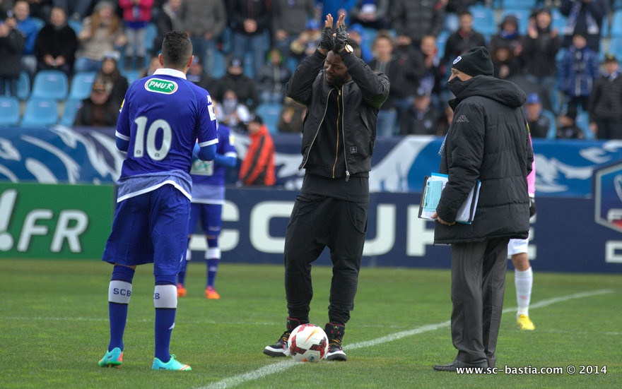 Μπαστιά: Περιμένει ο Σισέ... (photos)