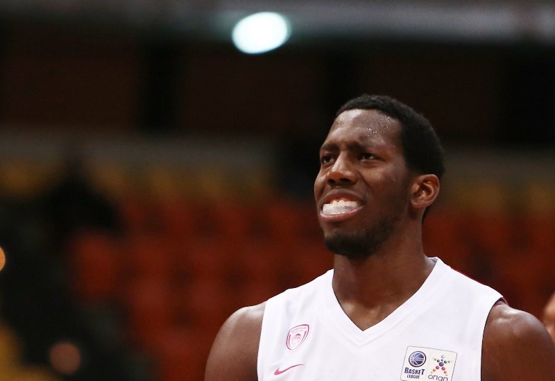 Ολυμπιακός: Ντύθηκε… Τζόρνταν ο Ντάνστον (photos+video)