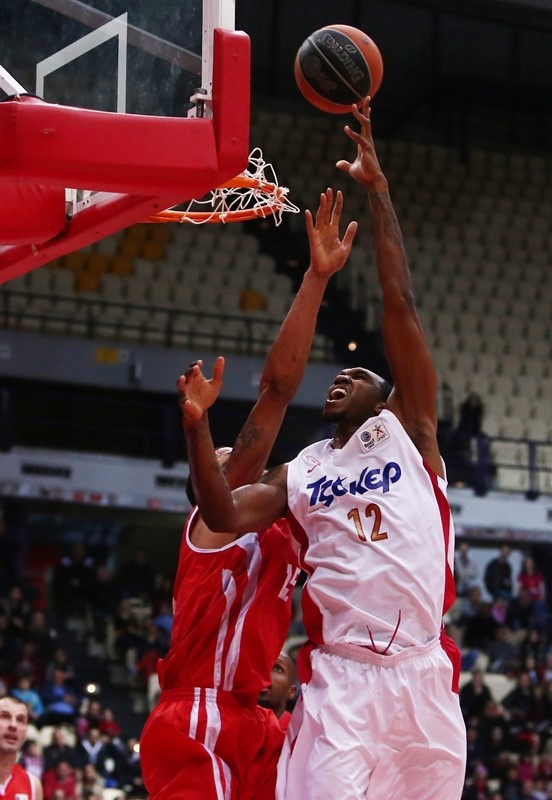 Ολυμπιακός: Τη γλίτωσαν Λοτζέσκι, Σίμονς (photos)