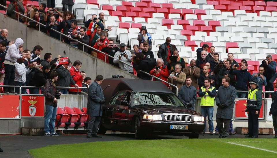Μπενφίκα: Με Σάντος το τελευταίο αντίο στον Εουσέμπιο (photos+videos)
