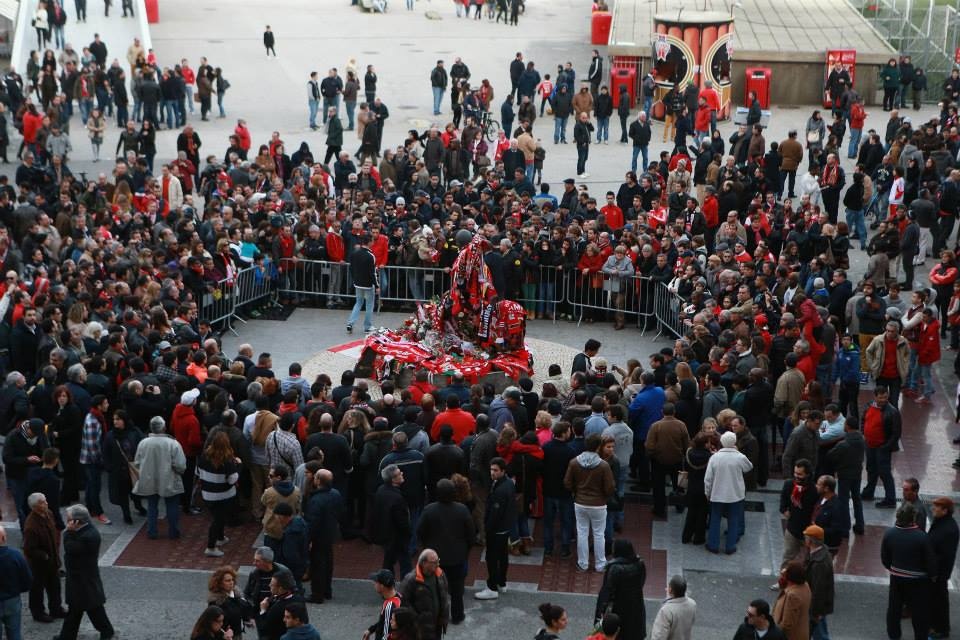 Μπενφίκα: Με Σάντος το τελευταίο αντίο στον Εουσέμπιο (photos+videos)