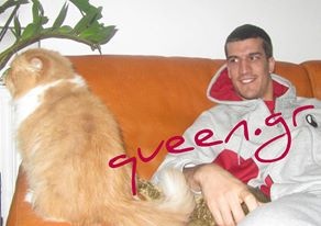 Toffee, ο πιο διάσημος... πράσινος γάτος στη Ελλάδα (photos)