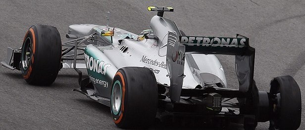 Φόρμουλα 1: Ο Φέτελ και ο... Καρράς (photos+videos)