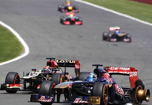 Φόρμουλα 1: Ο Φέτελ και ο... Καρράς (photos+videos)