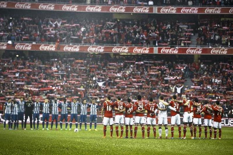 Θριαμβεύτρια με… Εουσέμπιο η Μπενφίκα, 2-0 την Πόρτο (photos+video)