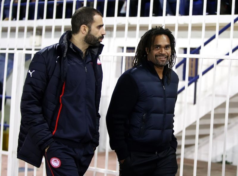 «Άσφαιροι» Ατρόμητος και Ολυμπιακός στο Περιστέρι (video+photos)