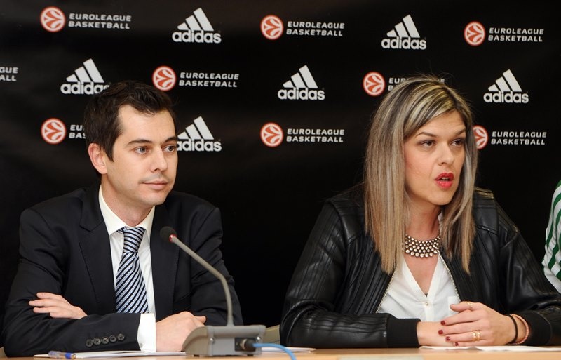 Μπράμος: «Το κεφάλι χαμηλά» (photos)