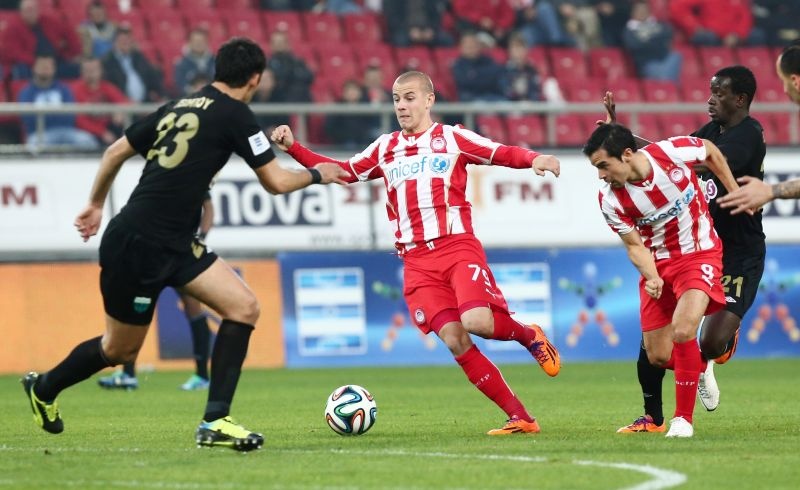 Στο ρελαντί ο Ολυμπιακός, 2-0 τον Λεβαδειακό (video+photos)
