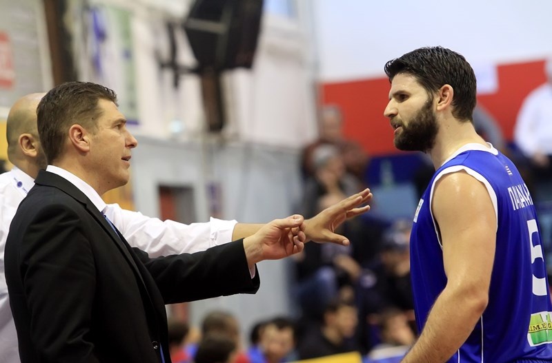 Σκαραφίγκας: «Συγγνώμη για το περιστατικό» (photos)
