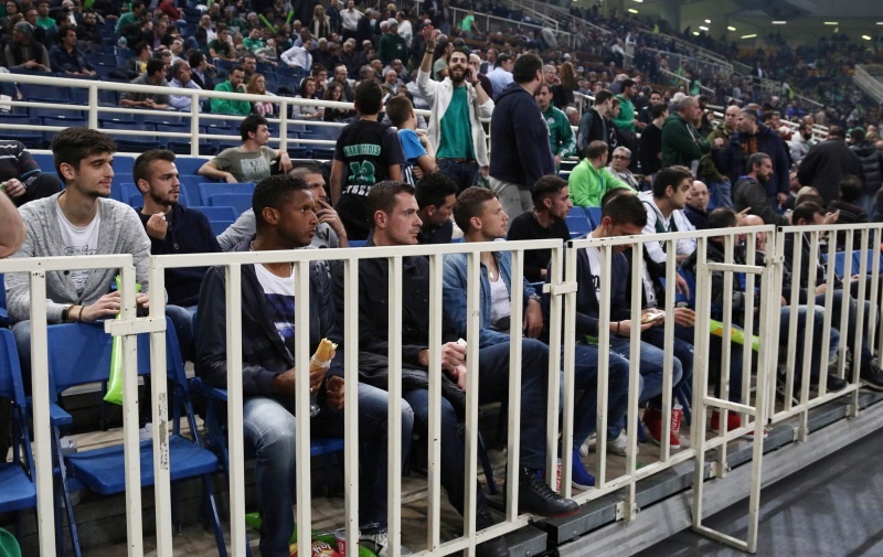 «Τρελάθηκαν» οι ποδοσφαιρικοί! (photos)