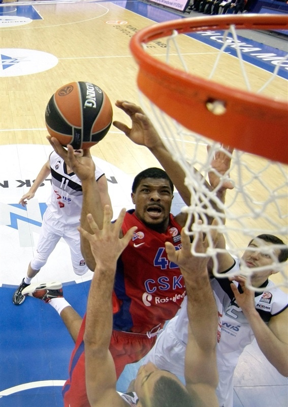 Χάινς στο Onsports: «Ο Ολυμπιακός μου έμαθε πως θα σηκωθεί ξανά!» (photos+videos)