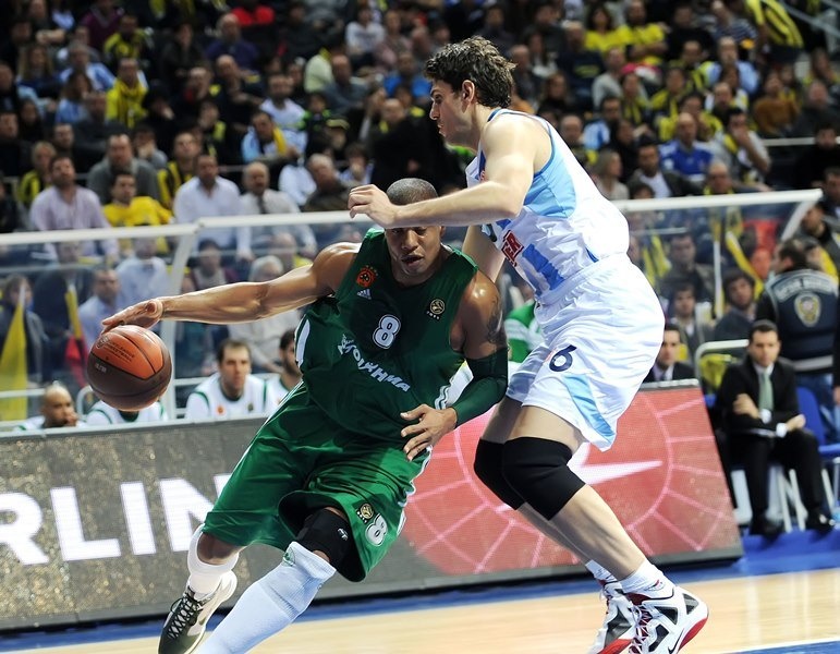 Παναθηναϊκός: Ο Ούκιτς της… Φενέρ (photos+video)