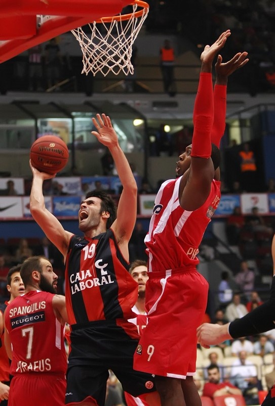 Λαμποράλ Κούτσα: Πρόβλημα ενόψει Ολυμπιακού (photos)