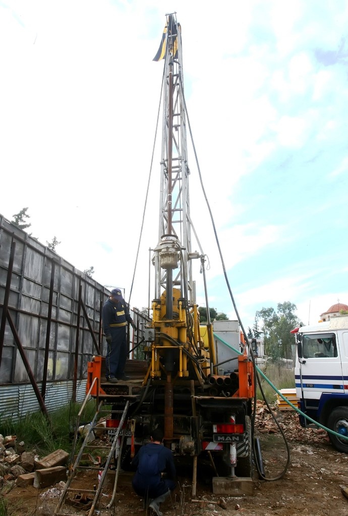 ΑΕΚ: Με γεωτρύπανο τα έργα (photos)