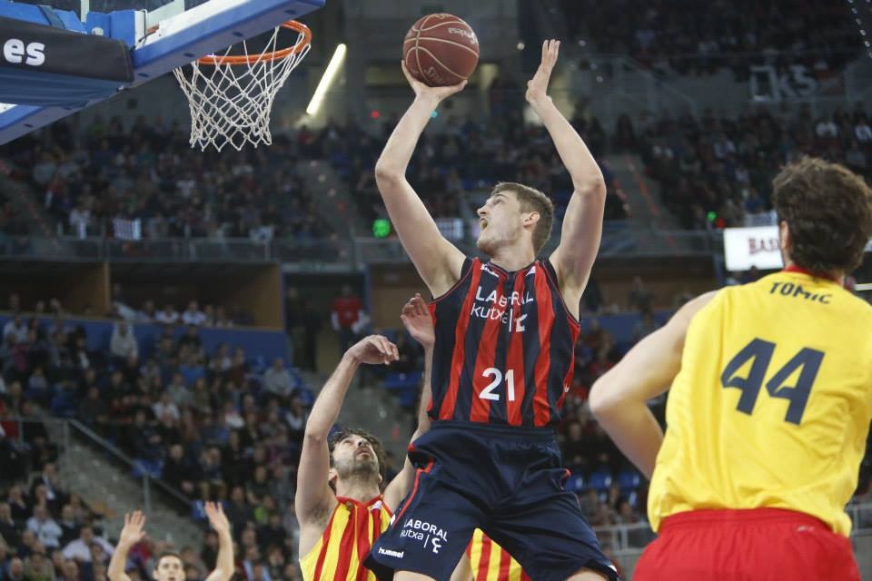 Πλάις στο Onsports: «Πονεμένος από τον Παναθηναϊκό ο Ολυμπιακός» (audios+photos+videos)