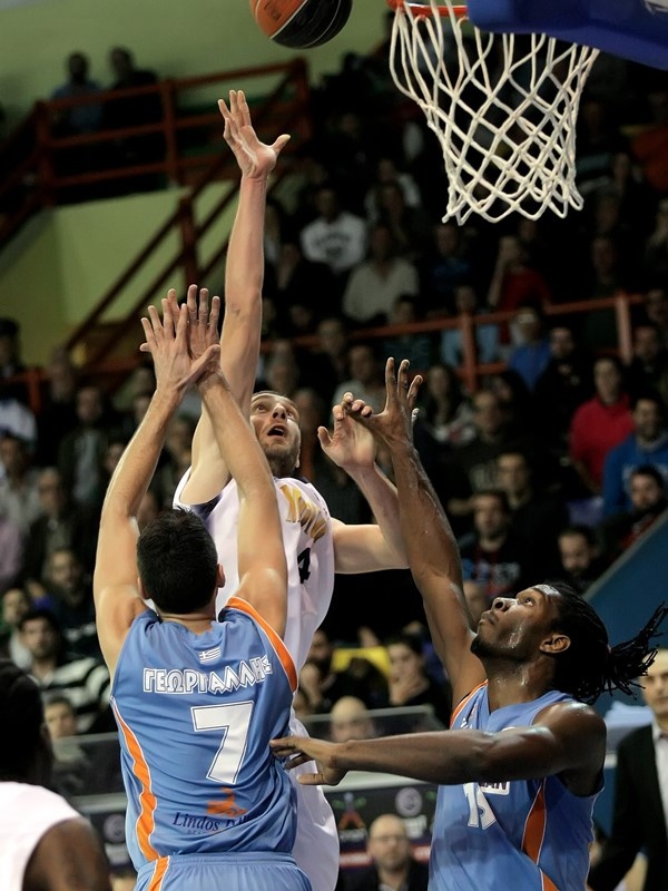Ρέθυμνο: Άνετα τον Κολοσσό Ρόδου (photos)