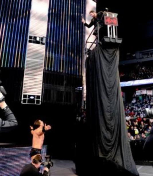 SmackDown: Τα προβλήματα του Punk (photos+videos)