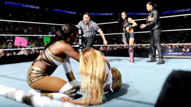SmackDown: Τα προβλήματα του Punk (photos+videos)