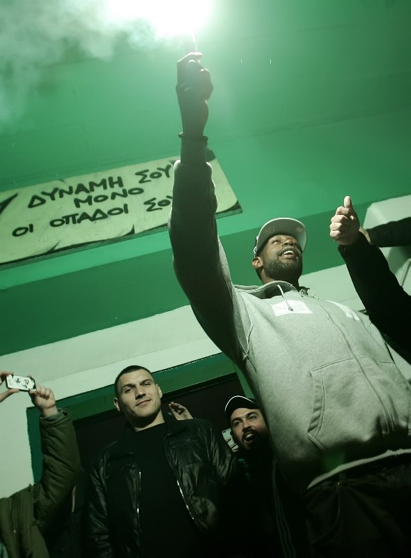 Τρελαμένοι Γκιστ και Γέμελος! (photos)