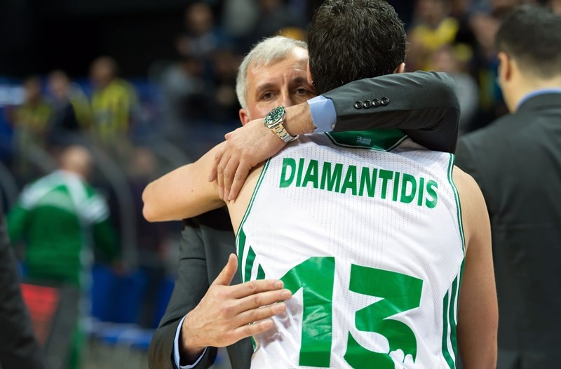 Παναθηναϊκός: Τα... πορτοφόλια του Διαμαντίδη (photos)