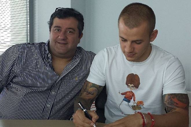 Βάις: Αμφιλεγόμενος… Άραβας! (photos+videos)