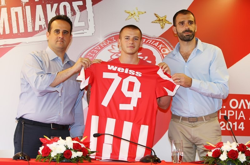 Βάις: Αμφιλεγόμενος… Άραβας! (photos+videos)