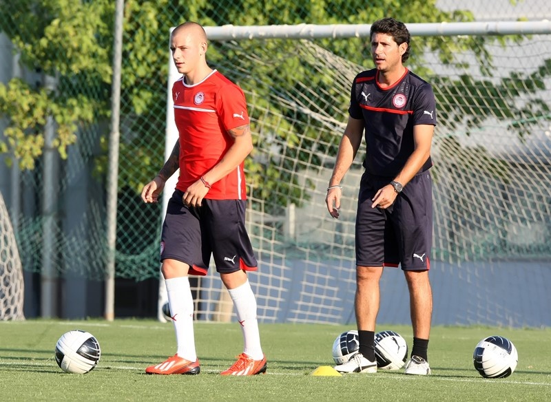 Βάις: Αμφιλεγόμενος… Άραβας! (photos+videos)