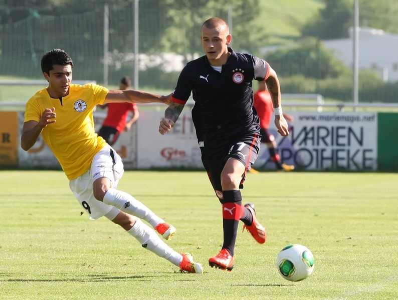 Βάις: Αμφιλεγόμενος… Άραβας! (photos+videos)