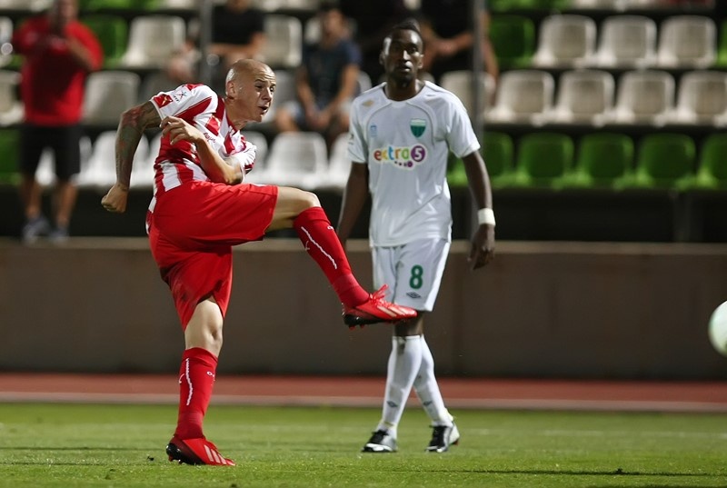 Βάις: Αμφιλεγόμενος… Άραβας! (photos+videos)