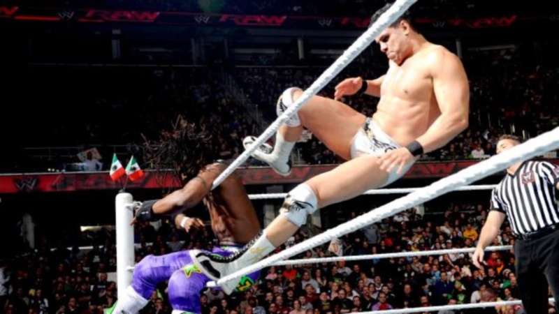 Raw SuperShow: Δικαιώνεται ο Bryan (videos+photos)