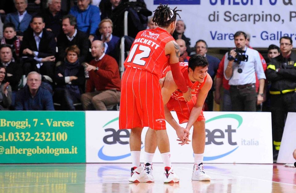 Αρμάνι Μιλάνο: Έτοιμη για Ομπράντοβιτς (photos+video)