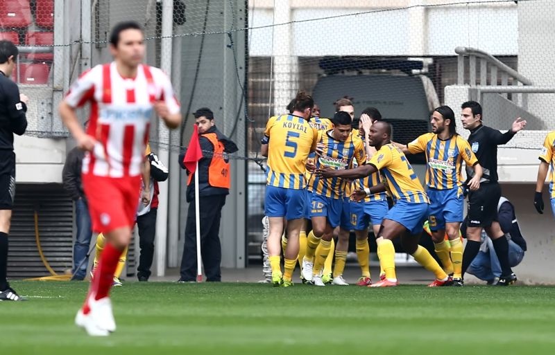 Με το… ζόρι ο Ολυμπιακός, 2-1 τον Παναιτωλικό (video+photos)