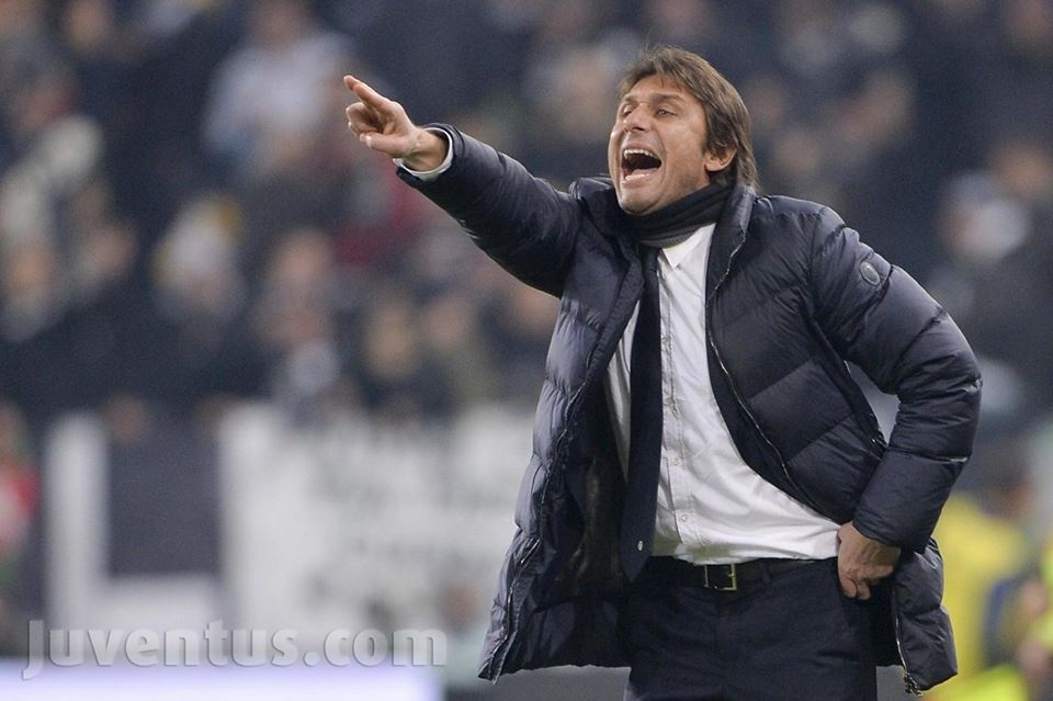 Γιουβέντους: Μετά τον Καμορανέζι, ο Βιντάλ (photos+video)