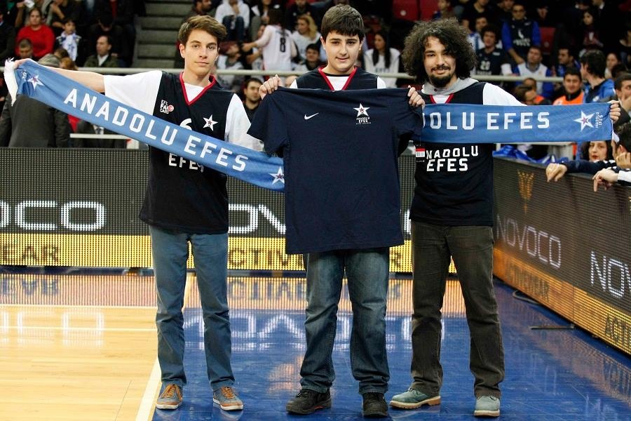 Τουρκία: Νίκησε τον Αγγέλου ο Ομπράντοβιτς (photos)