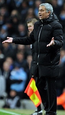 Μάντσεστερ Σίτι - Τσέλσι: Πήγαν να… πλακωθούν Τουρέ και Ετό! (photos+video)