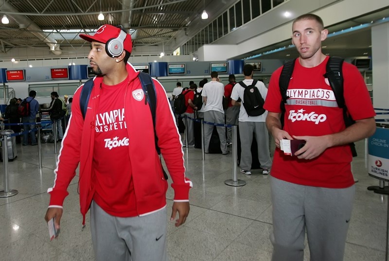 Λοτζέσκι: «Μας λείπεις Έισι Λο» (photos)