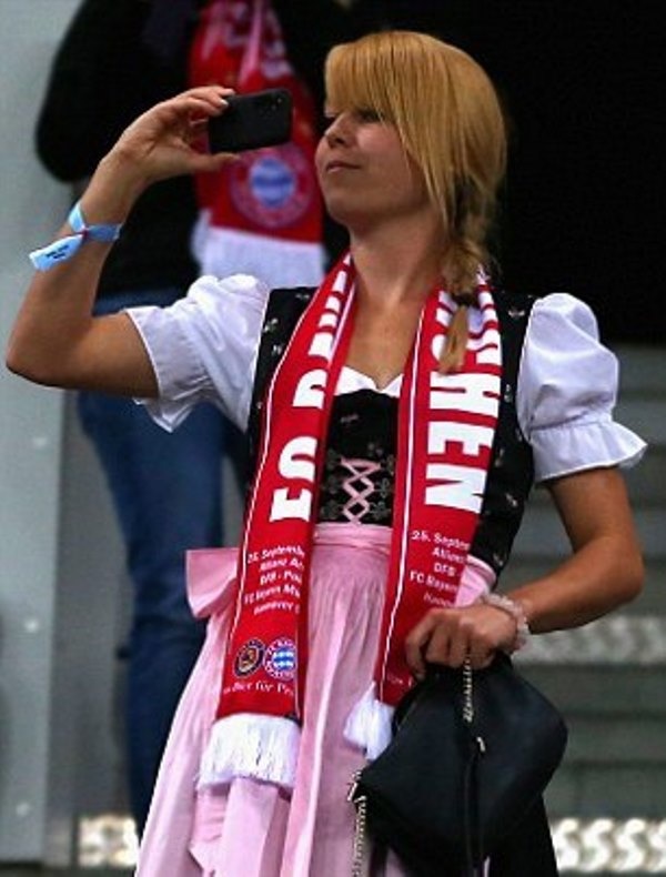 «Η Μόναχο 1860 έχει περισσότερο... σεξ από την Μπάγερν!» (photos)