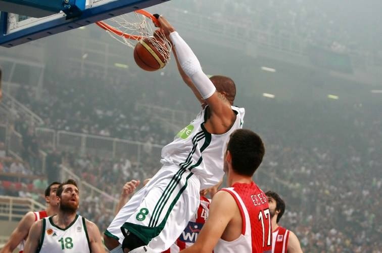 Παναθηναϊκός: «Rock you like Mike» (photos+videos)