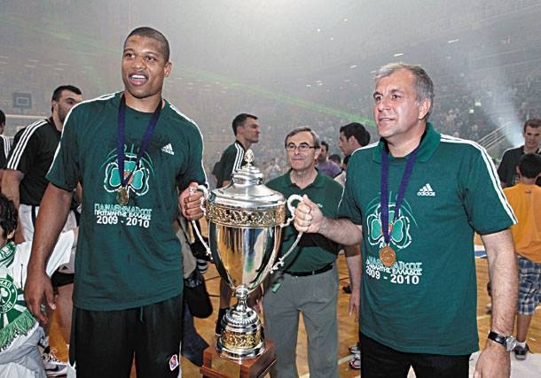 Παναθηναϊκός: «Rock you like Mike» (photos+videos)
