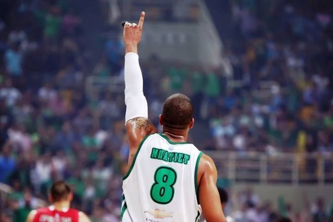 Παναθηναϊκός: «Rock you like Mike» (photos+videos)
