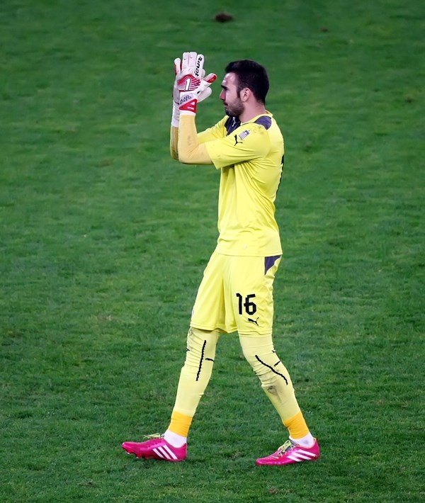 Ολυμπιακός: Με... ανοικτό το στόμα οι Ισπανοί στο Onsports για Ρομπέρτο! (photos)