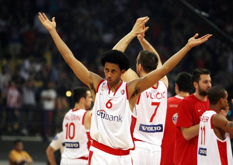 Τσίλντρες στο Onsports: «Στην Ελλάδα… πιστός Ολυμπιακός!» (photos+videos)