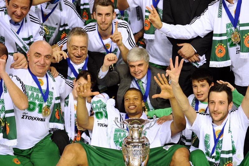 Η απονομή μέσα από «κλικ» (photos)