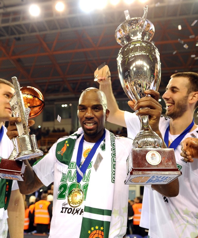 Η απονομή μέσα από «κλικ» (photos)