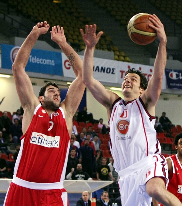 Αποσύρθηκε ο Ζορόσκι (photos)