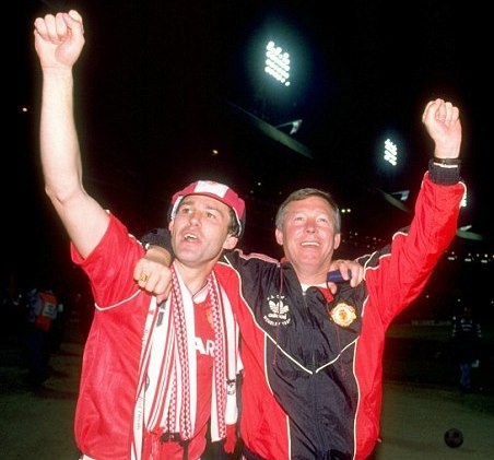 Ρόμπσον στο Onsports: «Δεν το… κουνάει ο Μόγιες, ένα γκολ θα το… βάλει ο Ολυμπιακός!» (photos+videos)