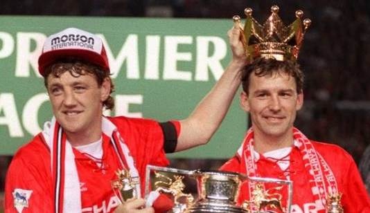 Ρόμπσον στο Onsports: «Δεν το… κουνάει ο Μόγιες, ένα γκολ θα το… βάλει ο Ολυμπιακός!» (photos+videos)