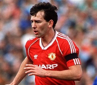 Ρόμπσον στο Onsports: «Δεν το… κουνάει ο Μόγιες, ένα γκολ θα το… βάλει ο Ολυμπιακός!» (photos+videos)