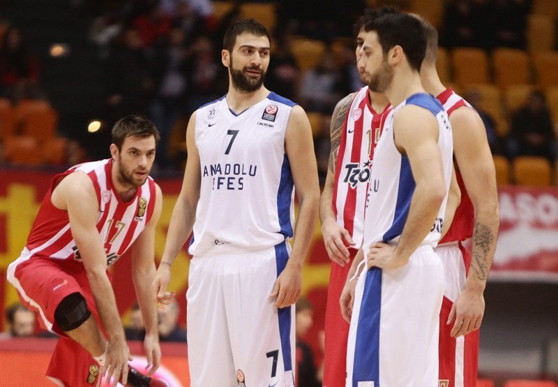 Βασιλειάδης: «Πιο φρέσκος ο Ολυμπιακός» (photos)