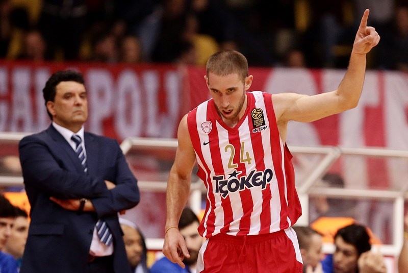 Ολυμπιακός: Ο έρωτας του Λοτζέσκι (photos)